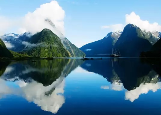 Fiordland Ulusal Parkı  absurdizi.com